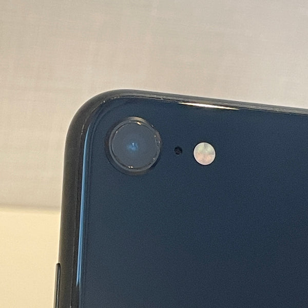 【訳あり】iPhoneSE 第3世代 ミッドナイト 64GB 電池残量77%