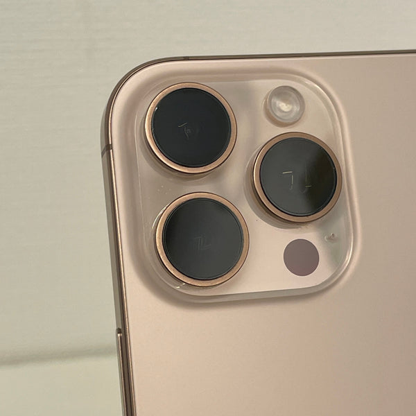 iPhone16 Pro Max デザートチタニウム 512GB 電池残量95%