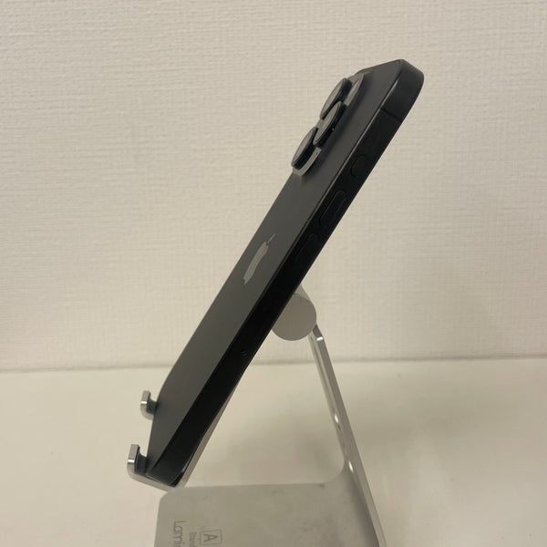 iPhone15 Pro ブラックチタニウム 128GB 電池残量79%