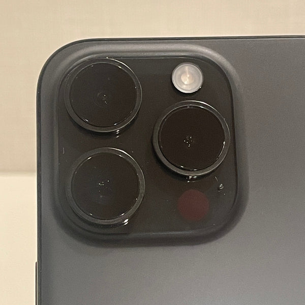 【訳あり】iPhone15 Pro ブラックチタニウム 128GB 電池残量90%