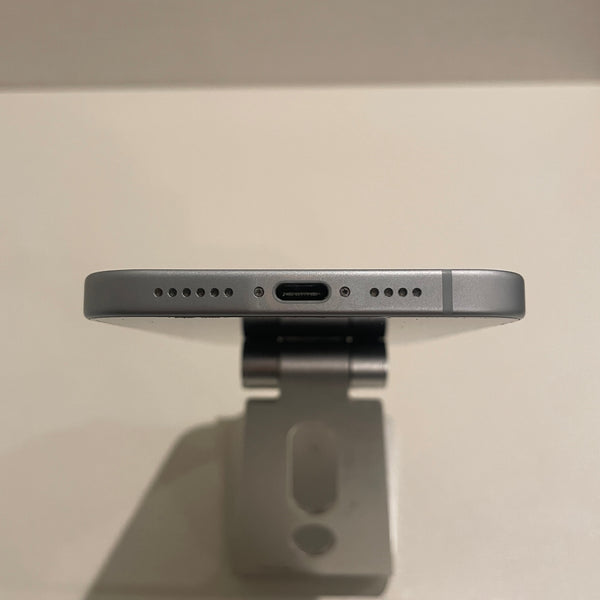 iPhone15 Plus ブルー 128GB 電池残量81%