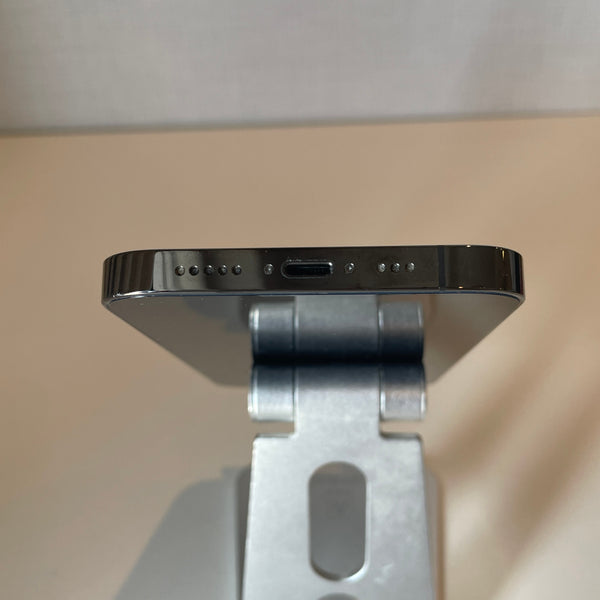 iPhone13 Pro グラファイト 128GB 電池残量84%