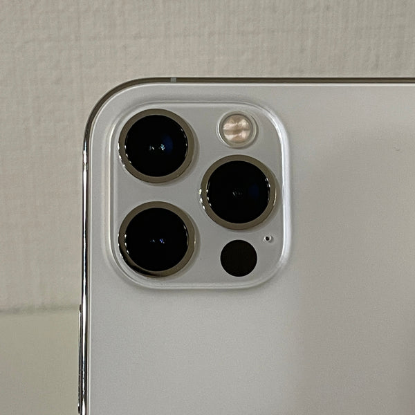 【訳あり】iPhone12 Pro シルバー 128GB 電池残量73%