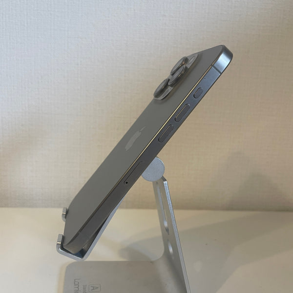 iPhone15 Pro ナチュラルチタニウム 256GB 電池残量78%