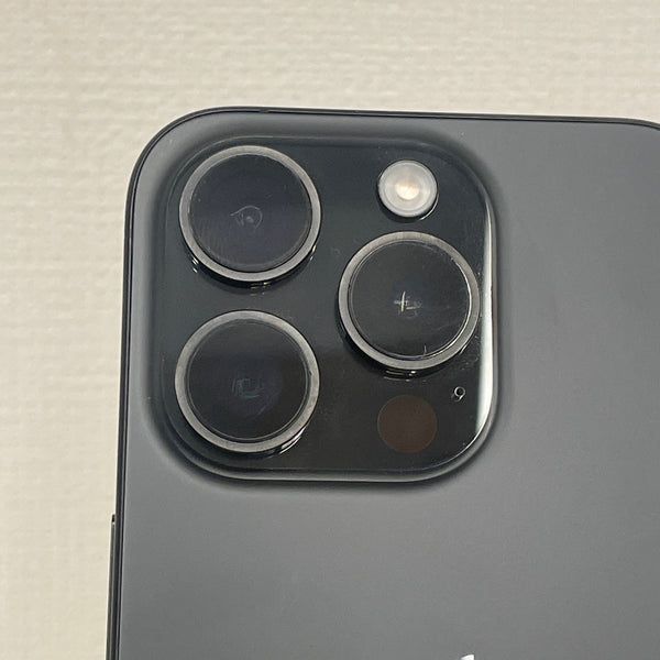 iPhone15 Pro ブラックチタニウム 128GB 電池残量79%
